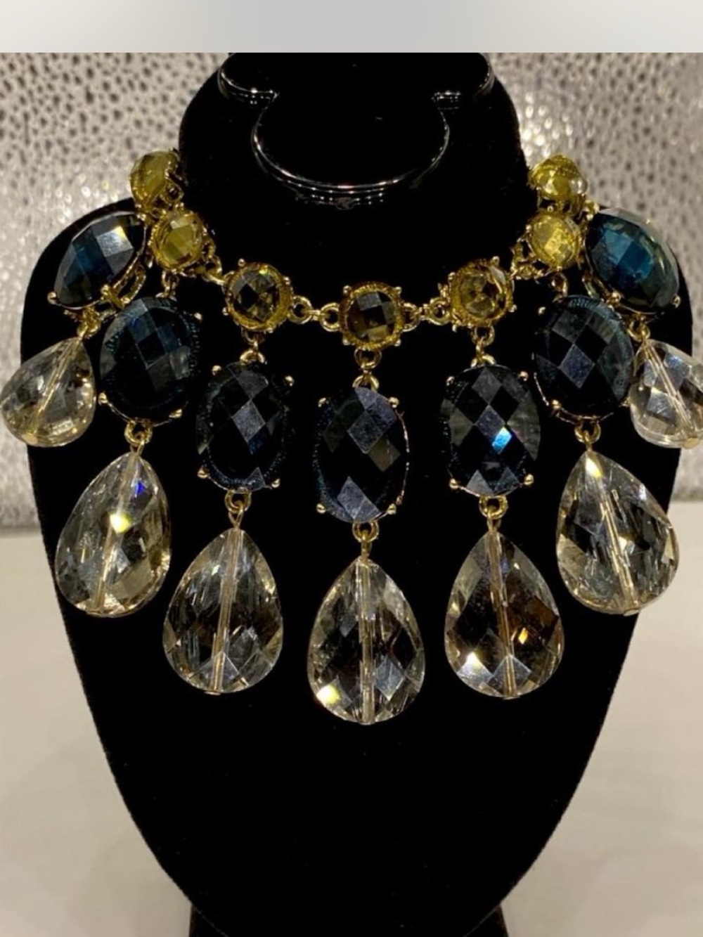 Ladies *** Statement *Deepa Gurnani Moody Blues Iced Crystal “ Necklace Goldtone